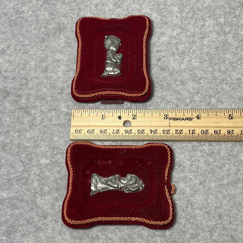 Vintage Pewter Praying Boy Girl Red Velvet Plaques Set Of 2 Mini Christian Easel